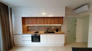Тристаен Продажби, Варна (2)