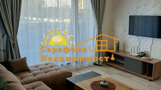 Тристаен Наеми, Бургас (4)
