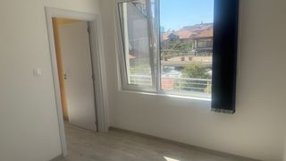 Тристаен Продажби, Бургас (5)