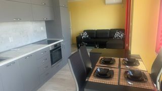 Тристаен Продажби, Бургас (2)