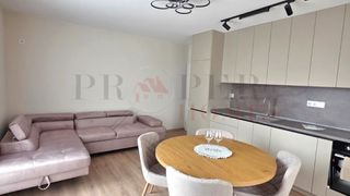 Тристаен Продажби, Велико Търново (3)