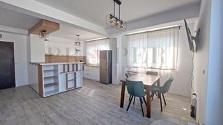 Тристаен Наеми, Велико Търново (2)