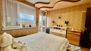 Тристаен Продажби, Добрич (3)