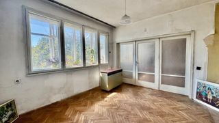 Тристаен Продажби, Добрич (7)