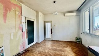 Тристаен Продажби, Добрич (2)