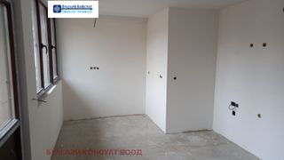 Тристаен Продажби, Кюстендил (8)