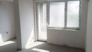 Тристаен Продажби, Шумен (2)
