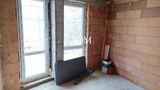 Тристаен Продажби, Шумен (5)