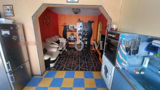 Тристаен Продажби, Шумен (6)