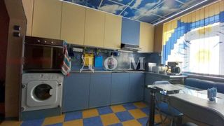 Тристаен Продажби, Шумен (7)