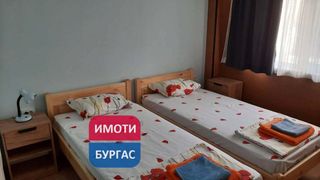 Тристаен Наеми, Бургас (5)