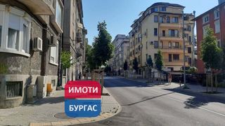 Тристаен Наеми, Бургас (12)