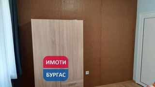 Тристаен Наеми, Бургас (6)