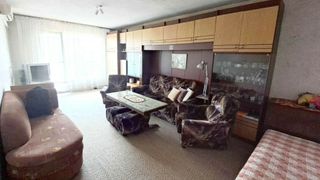 Тристаен Продажби, Русе (13)