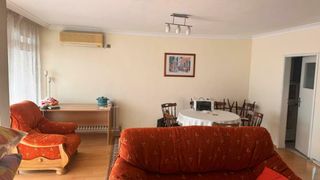 Тристаен Продажби, Русе (6)