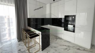 Тристаен Наеми, София (4)