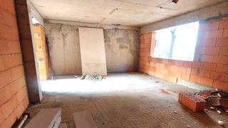 Тристаен Продажби, Варна (2)