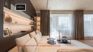 Тристаен Продажби, Варна (4)