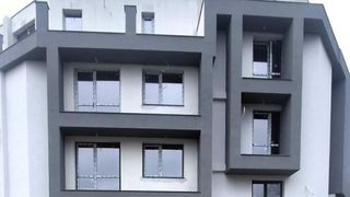 Тристаен Продажби, Варна