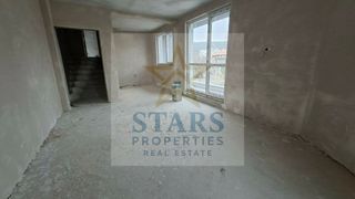 Тристаен Продажби, Варна