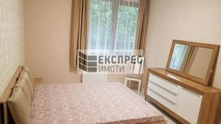 Тристаен Наеми, София (4)