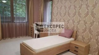 Тристаен Наеми, София (5)