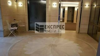 Тристаен Наеми, София (8)