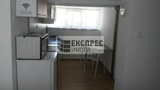 Тристаен Наеми, София (4)