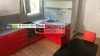 Тристаен Наеми, София (6)