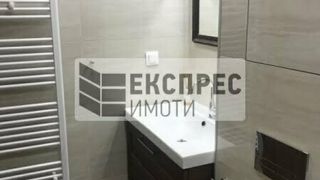 Тристаен Наеми, София (11)