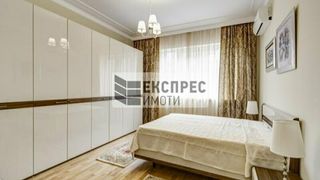Тристаен Наеми, София (7)