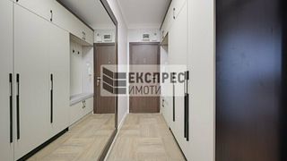 Тристаен Наеми, София (10)