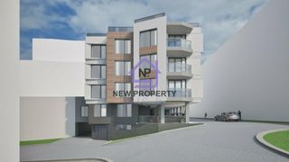 Тристаен Продажби, Бургас