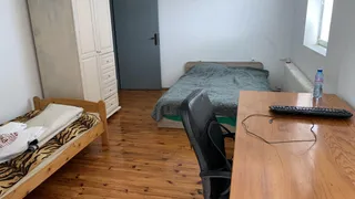 Тристаен Наеми, Дианабад, София (3)