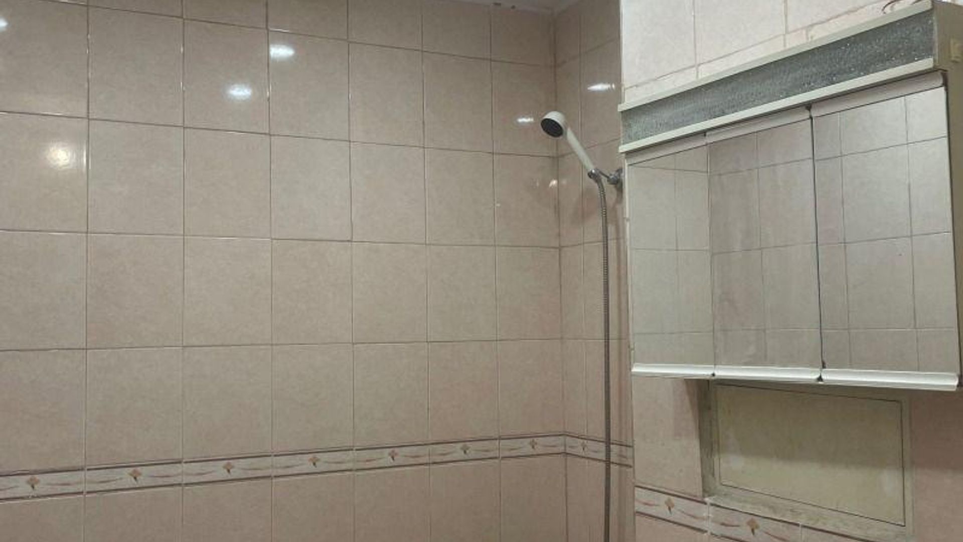image_1785918009696_17462749050700088.jpeg