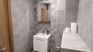 Zwei-Zimmer-Wohnung Verleih, Zentrum-TSUM, Sofia (6)