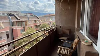 Тристаен Наеми, Лагера, София (10)