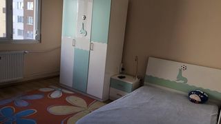 Тристаен Наеми, Дружба 2, София (8)