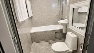 Тристаен Наеми, Слатина, София (6)
