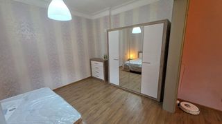 Zwei-Zimmer-Wohnung Verleih, Zentrum - Nationaler Kulturpalast, Sofia (6)