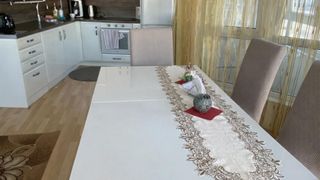 Тристаен Наеми, Люлин 8, София (5)