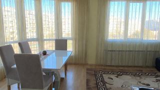 Тристаен Наеми, Люлин 8, София (3)