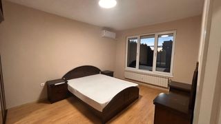 Наеми в Фондови жилища Тристаен в София 675 евро (6)