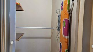 Тристаен Наеми, Младост 1, София (9)