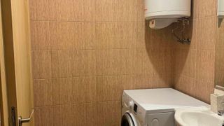 Тристаен Наеми, Студентски град, София (10)