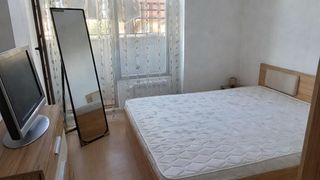 Тристаен Наеми, Банишора, София (5)