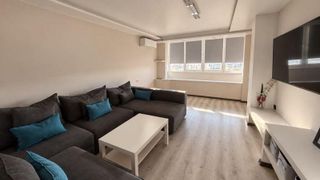 Tres habitaciones Alquileres, Drvenitsa, Sofía