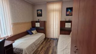 Тристаен Наеми, Студентски град, София (9)