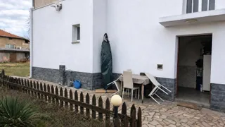 Етаж от къща Наеми, Модерно предградие, София (9)
