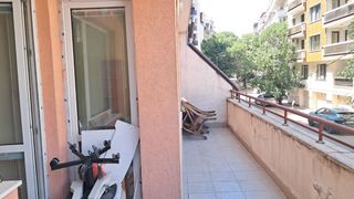 Тристаен Наеми, Красно село, София (4)